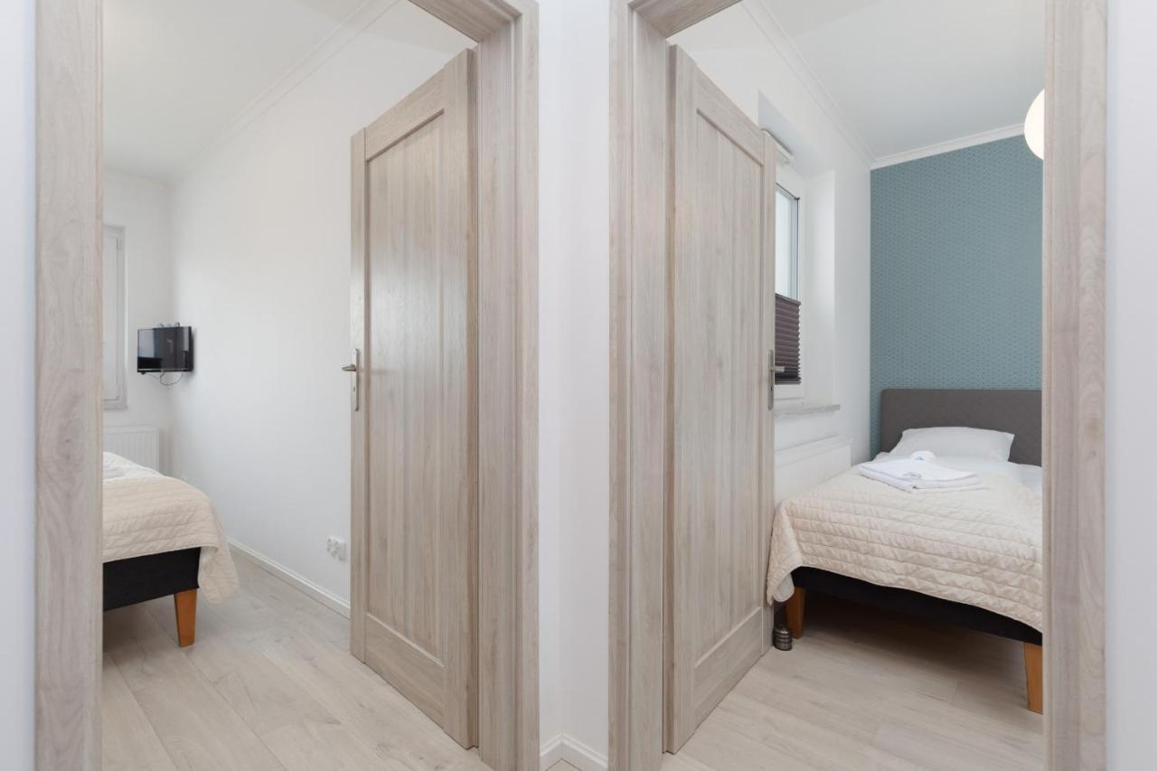 Przestronny Apartament Z Balkonem - Przy Porcie - Swinoujscie By Noclegi Renters Eksteriør billede