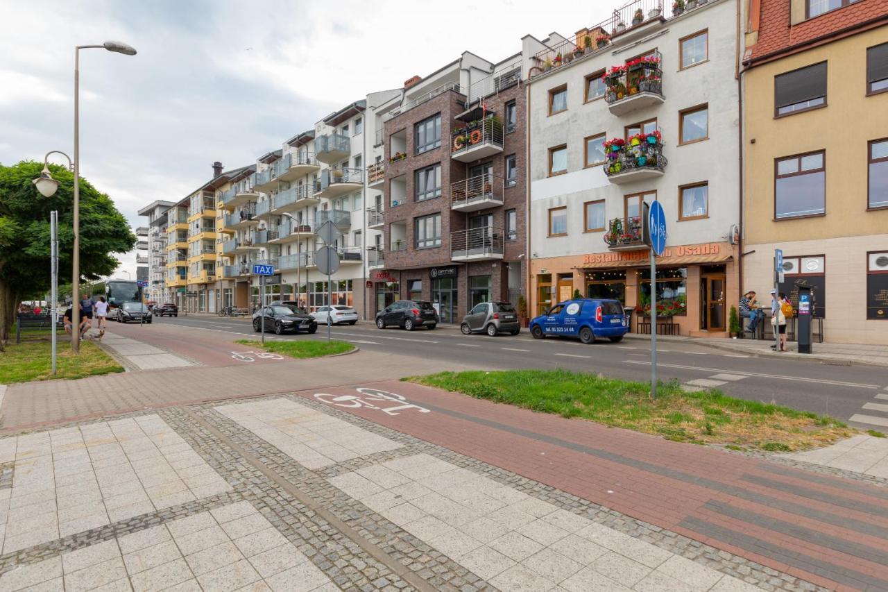 Przestronny Apartament Z Balkonem - Przy Porcie - Swinoujscie By Noclegi Renters Eksteriør billede