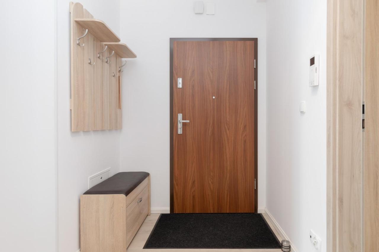Przestronny Apartament Z Balkonem - Przy Porcie - Swinoujscie By Noclegi Renters Eksteriør billede